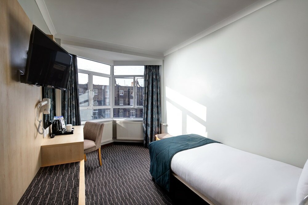 Фото Bedford Hotel