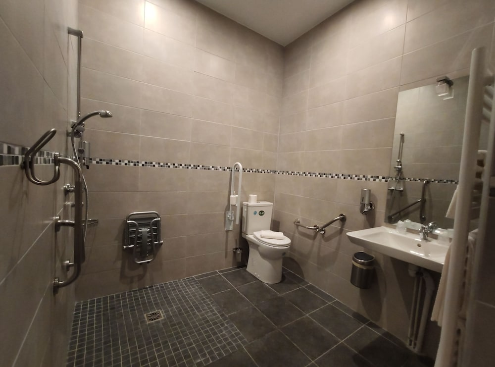 Фото Hôtel Le Dormeux