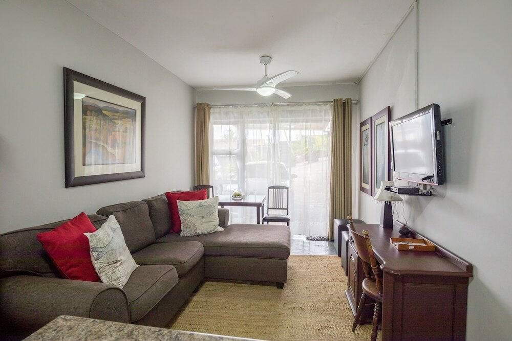 Фото Hillton Manor Guest House