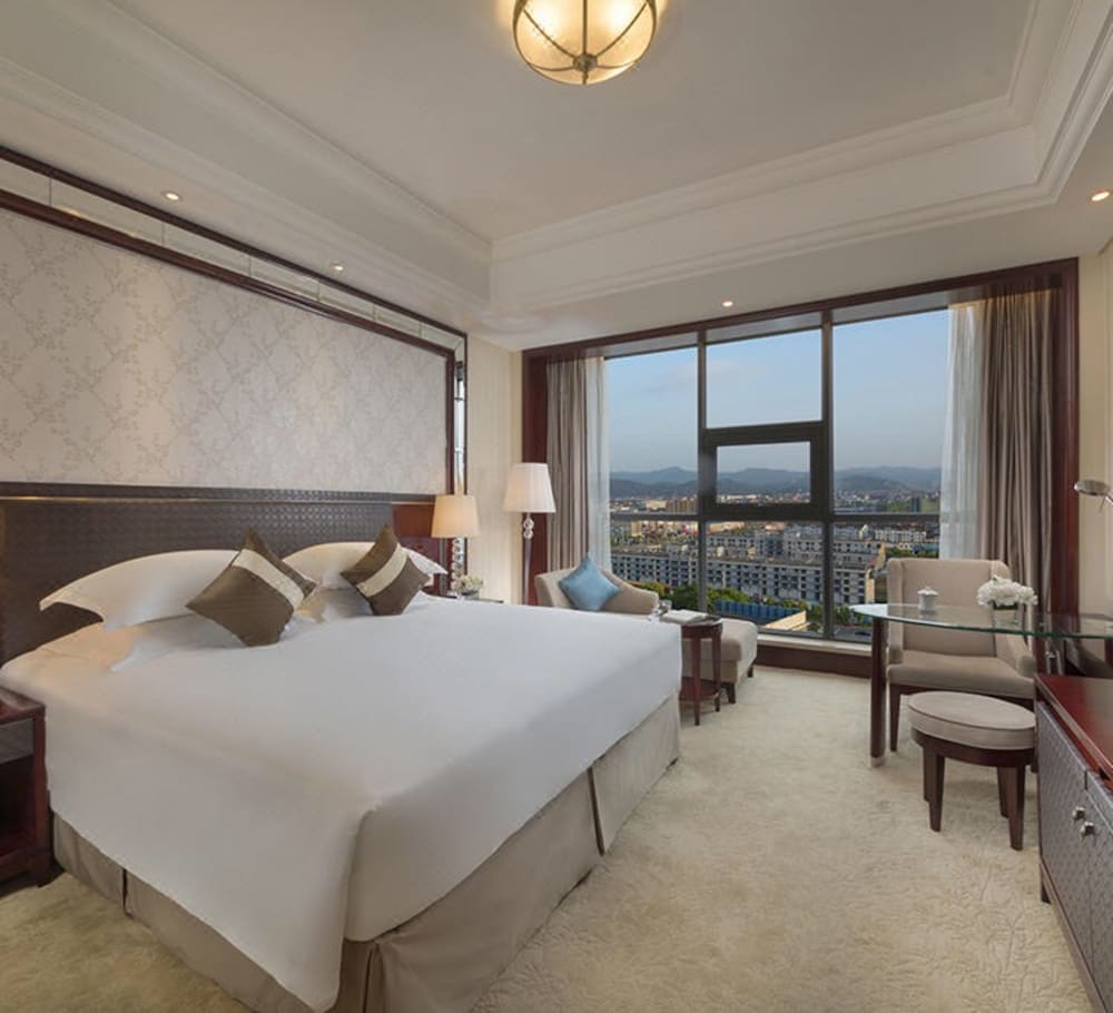 Фото Maison New Century Hotel Cixi