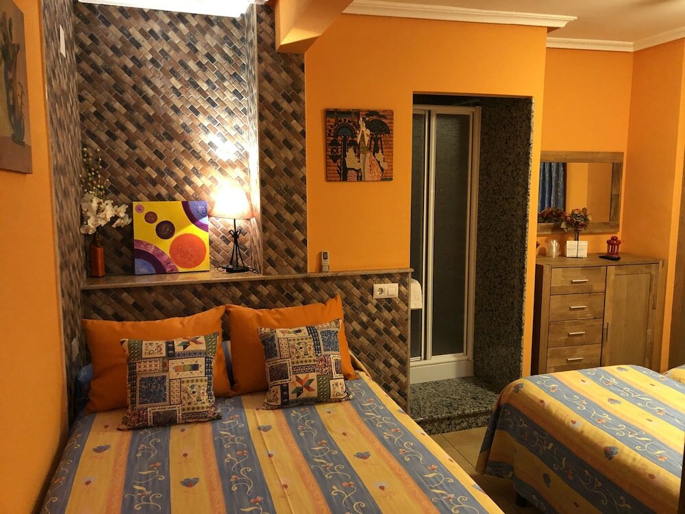 Фото Pensión Restaurante Chiki