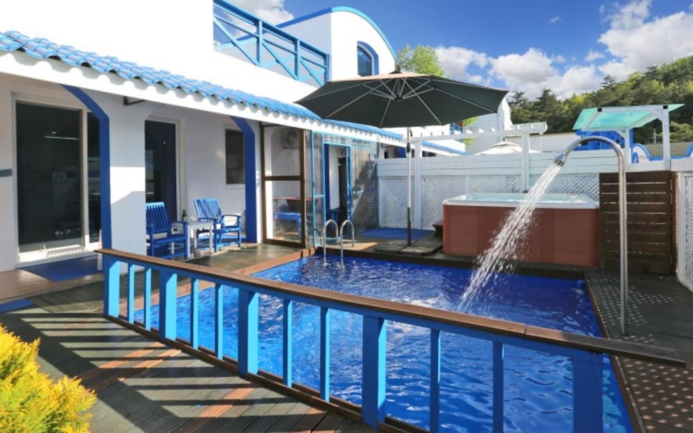 Фото Yangyang Lodes Pool Villa