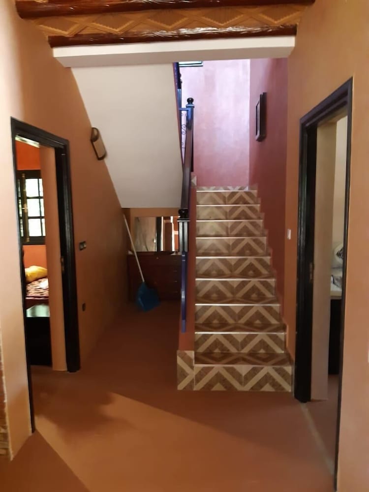 Фото Villa Aghmat EN plein cœur de la nature