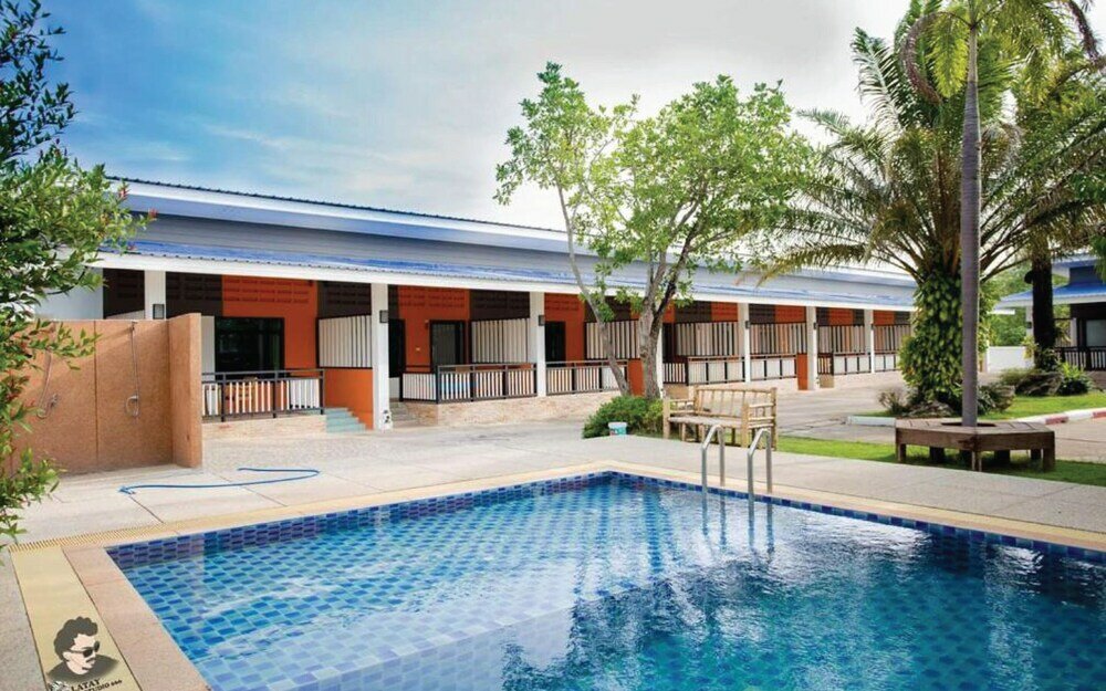 Фото отеля 1