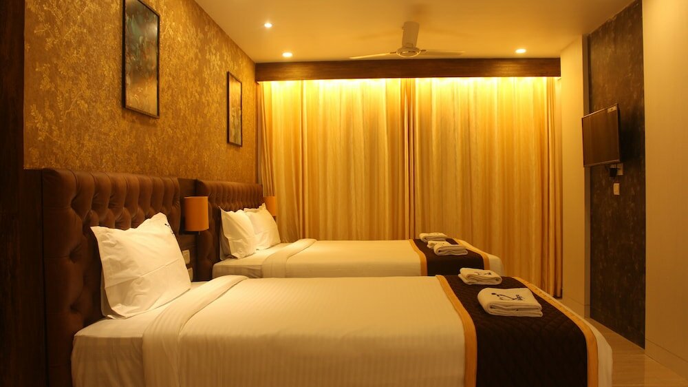 Фото Hotel Idhaya