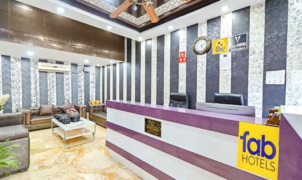 Фото Fabhotel Gns Suites