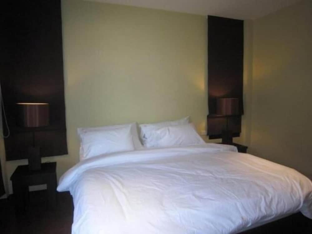 Фото Chidlom Resort