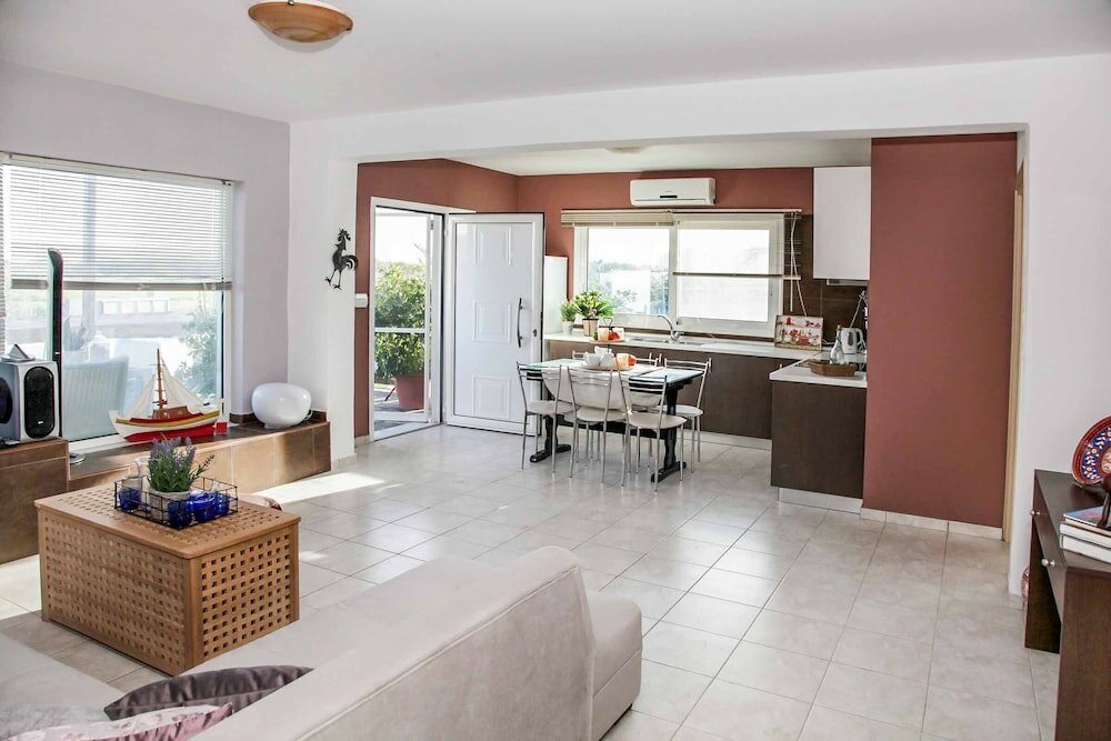 Фото Afantou Beach Villa