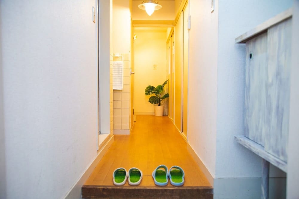 Фото Shinsaibashi Beach House