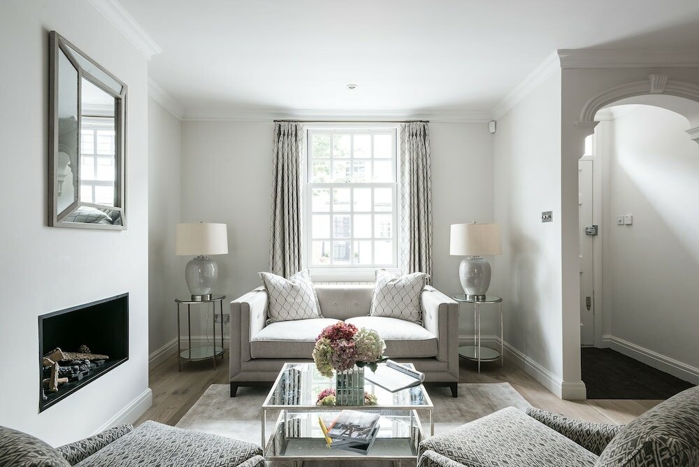 Фото Ultra luxurious London home for 5-7