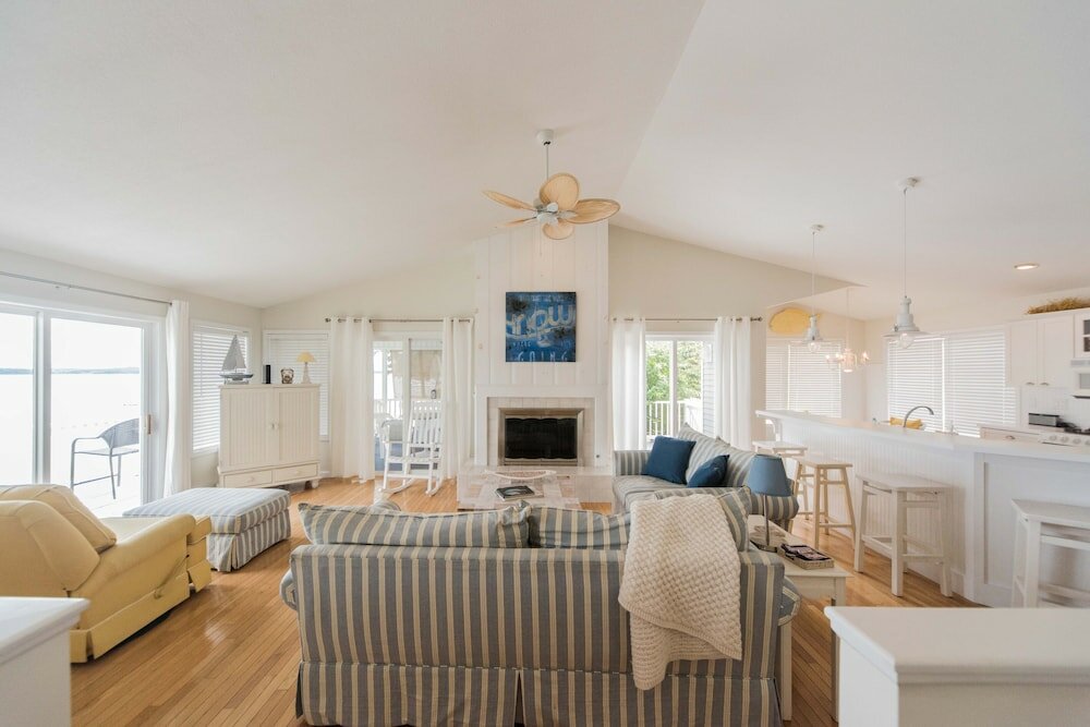 Фото Lake-front Luxury 5bdrm on Kentucky Lake - Jz Vacation Rentals