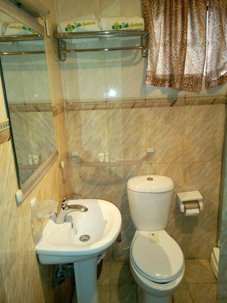 Фото Erith Apartments and Suites