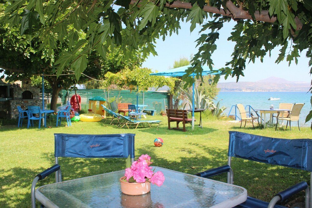 Фото Maria Apartments