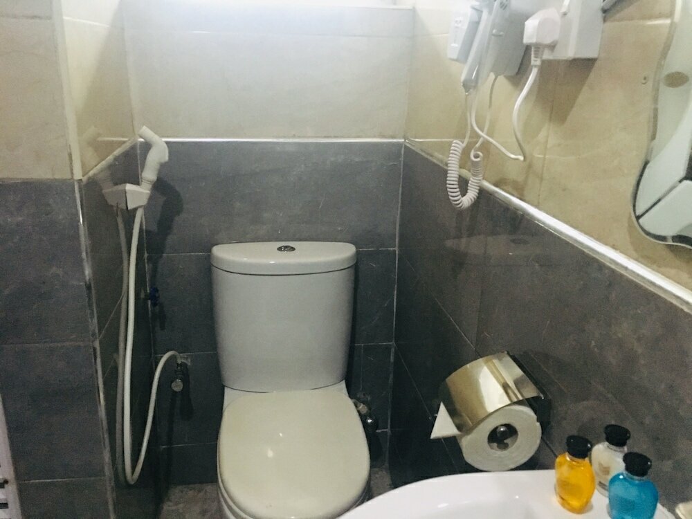 Фото Stoneside Hotel and Apartments