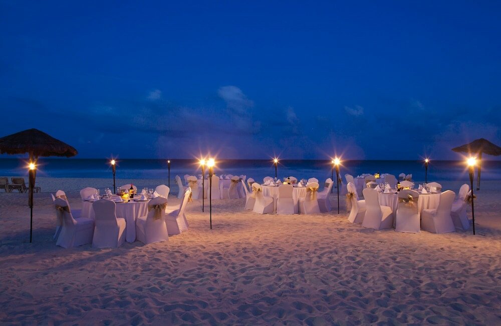 Фото Emporio Cancun