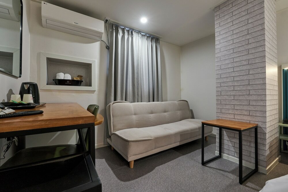 Фото Hotel Chloe