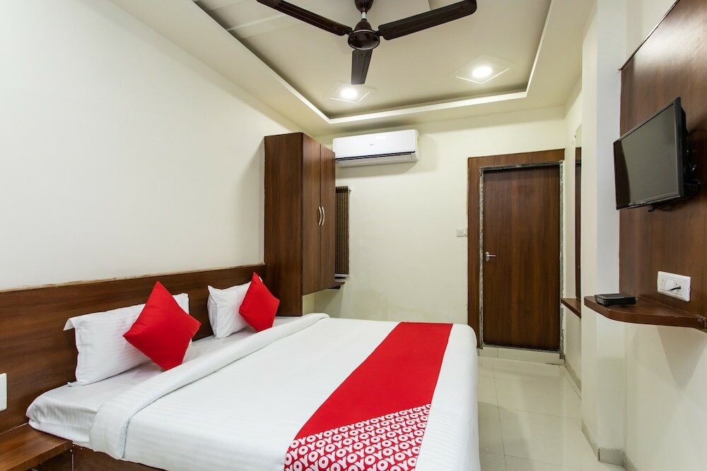 Фото Oyo Bho034 Hotel Ashirwad Regency