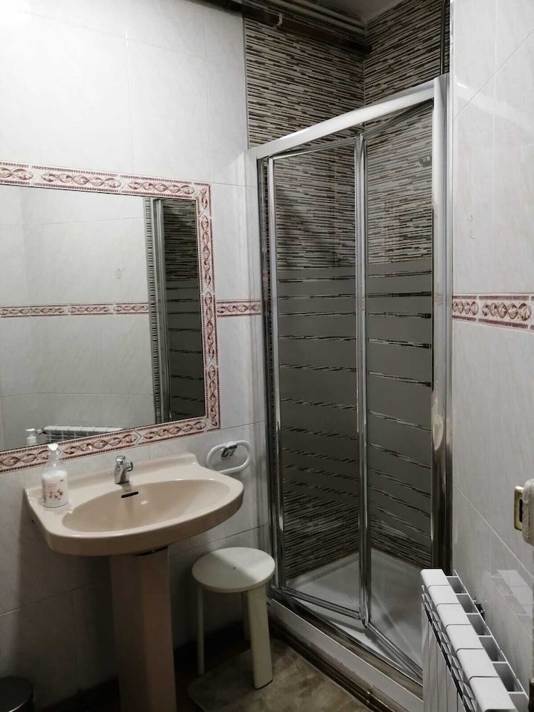 Фото Hospedaje Menendez Pelayo