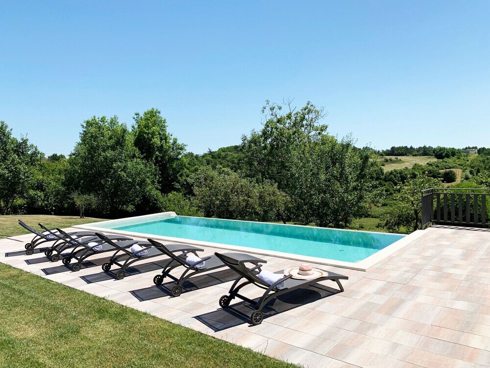 Фото Holiday Home with pool and garden