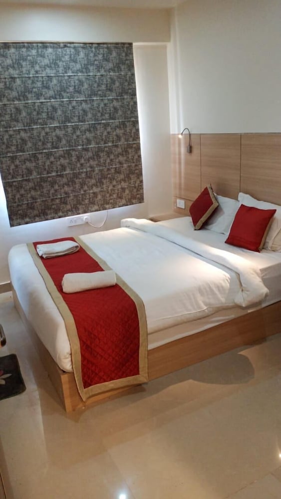 Фото Hotel Royal Amer City