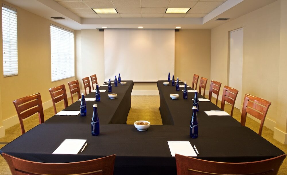 Фото Blue Moon Hotel