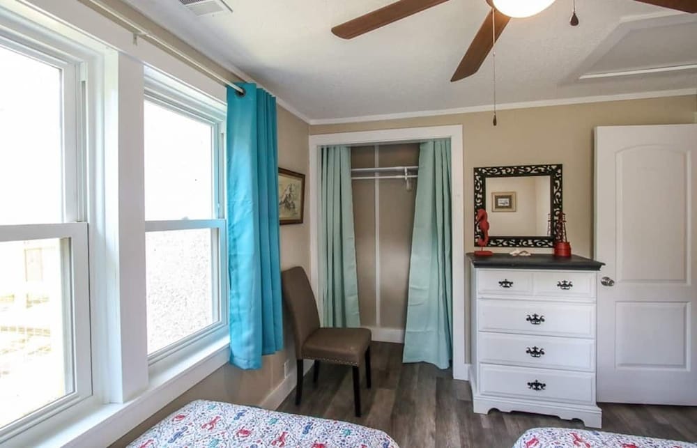 Фото Deep Water Dock and Home on the Ga Coast