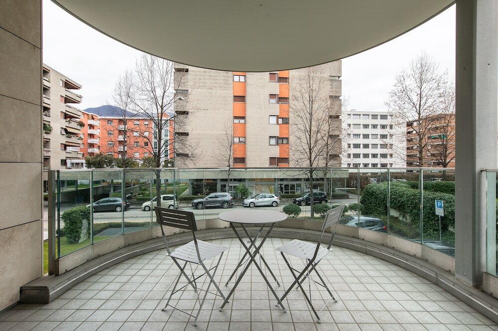 Фото Prestige Du Lac Apartments