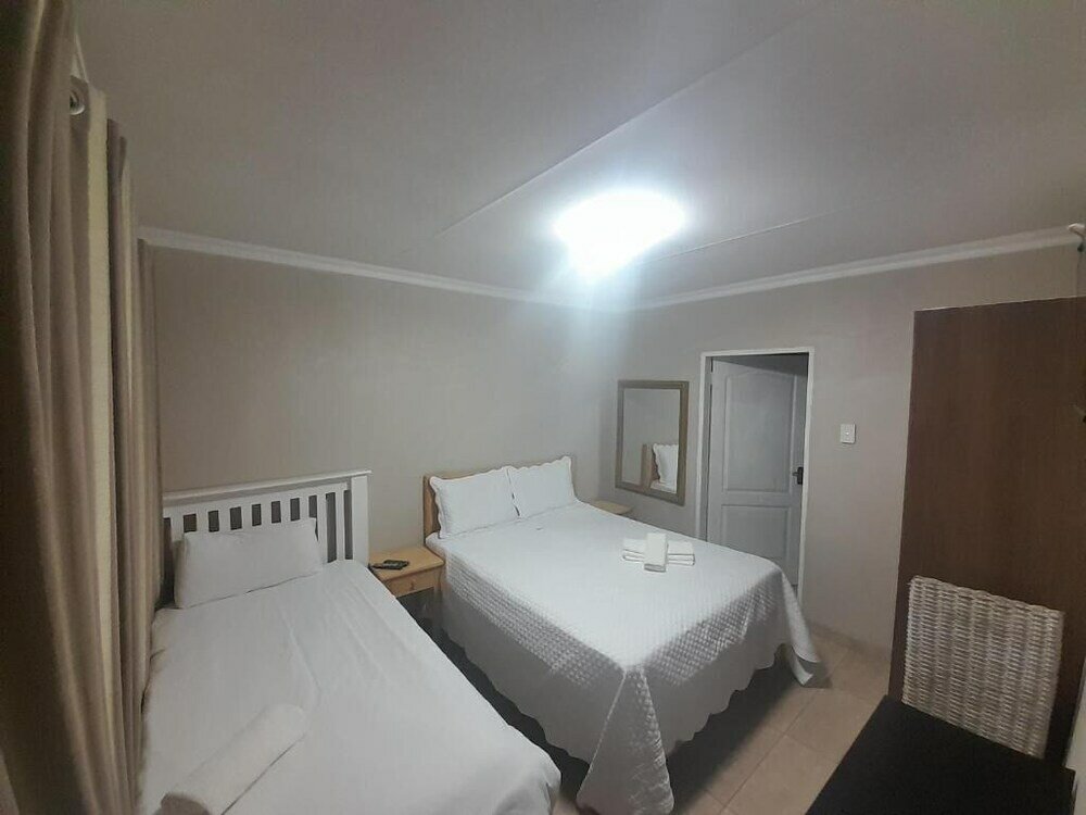 Фото Kennzy Guesthouse