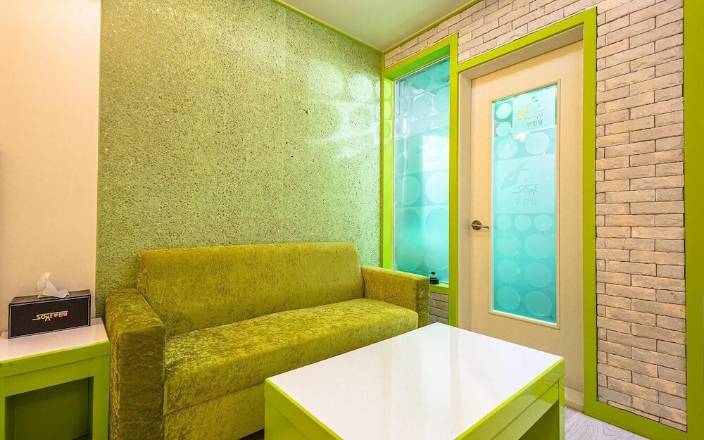 Фото Buan Gyeokpo Some Hotel