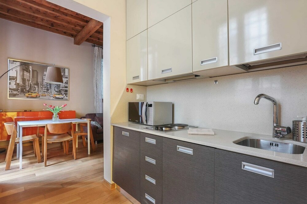 Фото Cellini Bright & Elegant Flat in Florence-hosted by Sweetstay