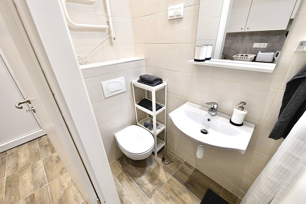 Фото Cosy two bedroom flat in Rottenbiller str, Sky