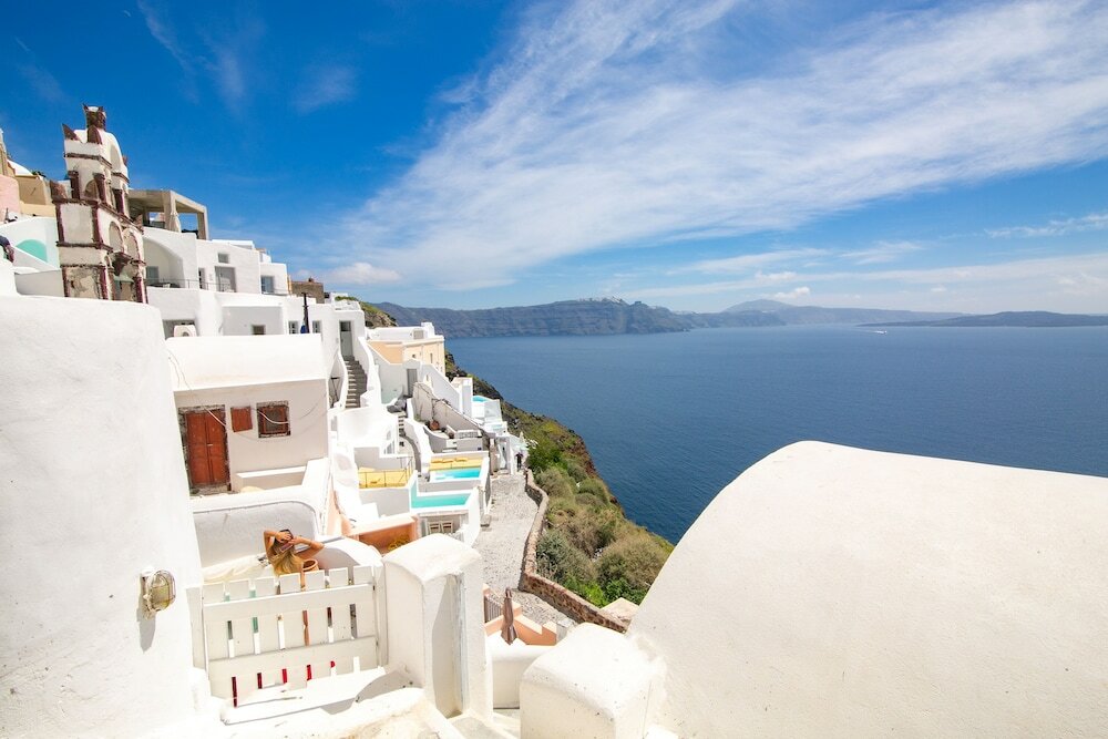 Фото White Cave House