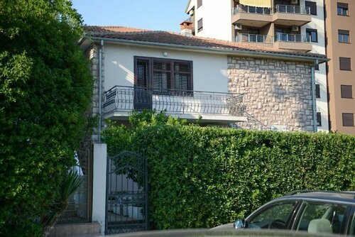 Гостиница Apartments Petkovic Budva в Будве