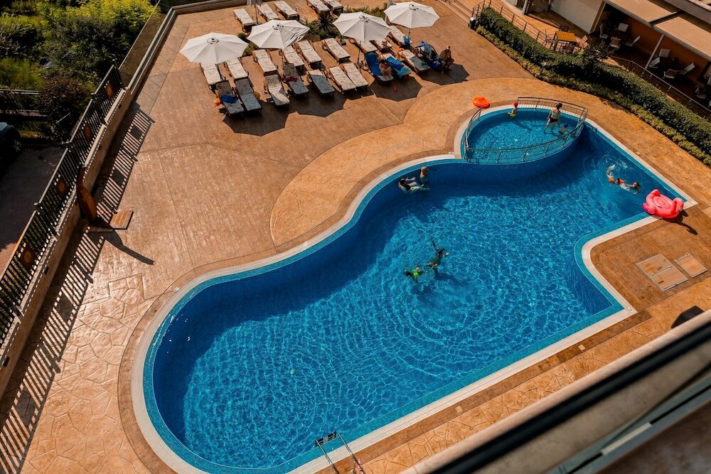 Фото отеля 3