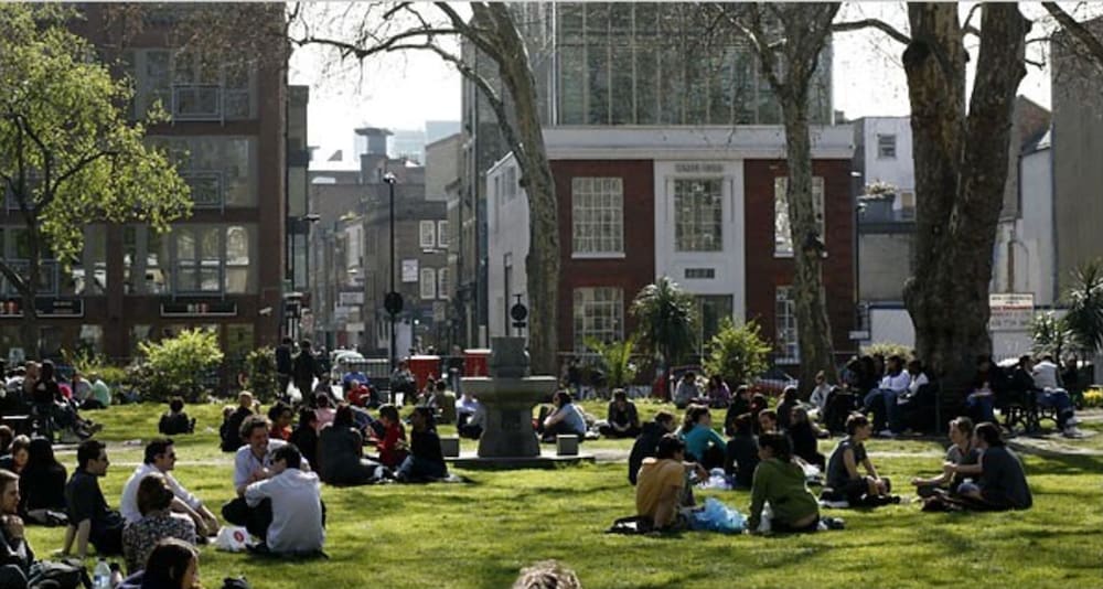 Фото 1 Bedroom Flat near Hoxton & Shoreditch