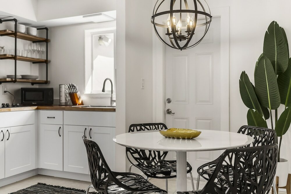 Фото Alani Bay Premium Condos