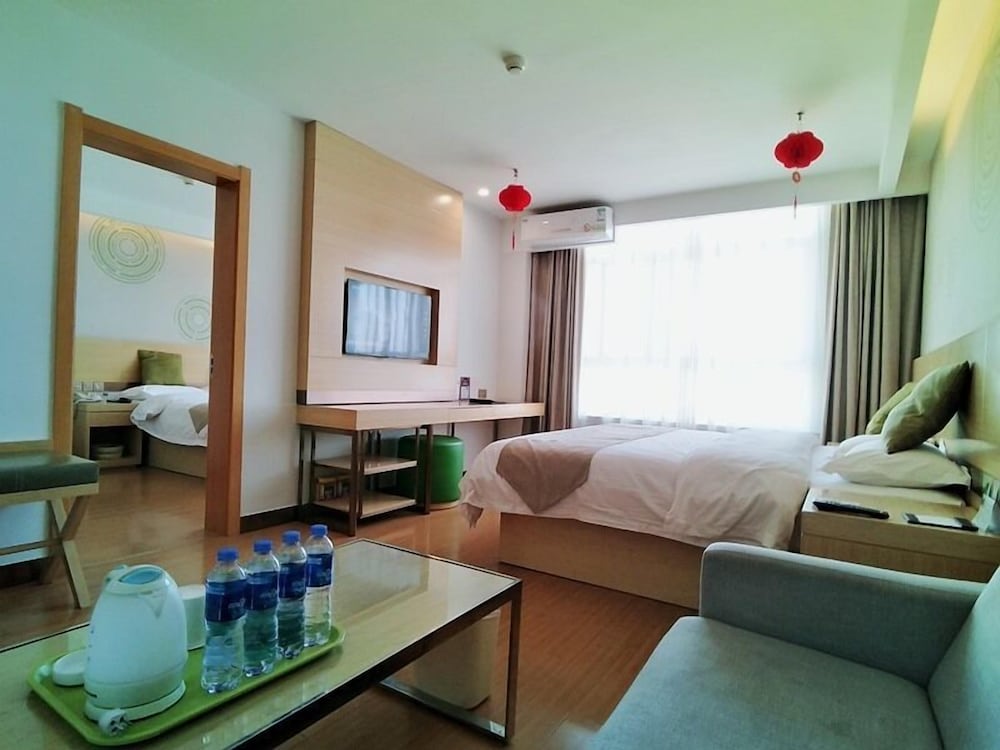 Фото GreenTree Inn Baoji Fengxiang Donghu Business Hotel