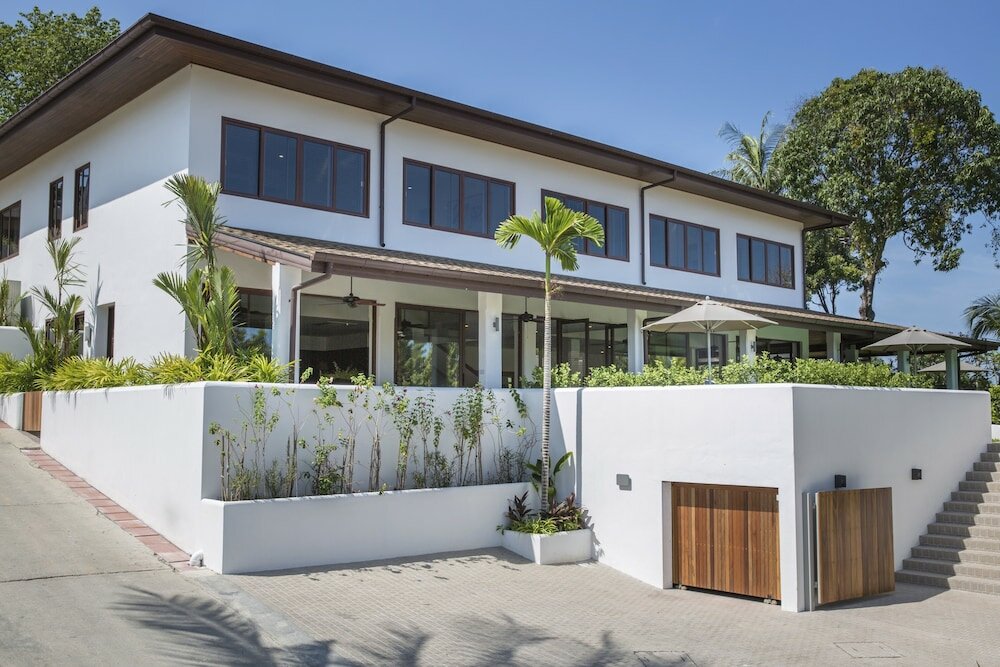 Фото Lemongrass Pool Villa