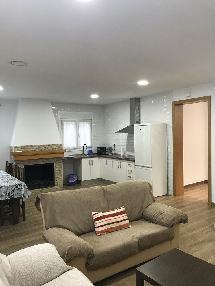 Фото Casa Rural Alonso Quijano 2