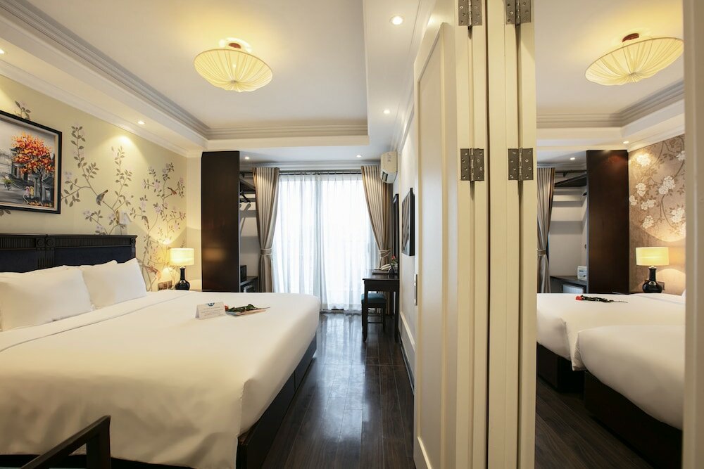 Фото Golden Legend Boutique Hotel