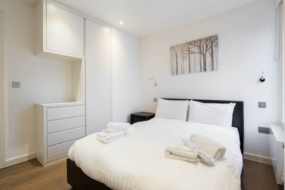 Фото Omega Place by Servprop