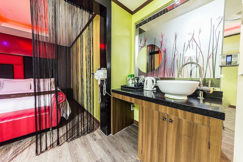 Фото Bucheon Red