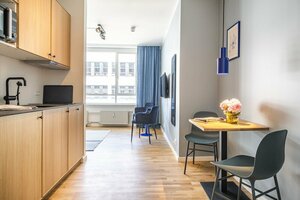 Гостиница By the Lakes apartments - Into This Place