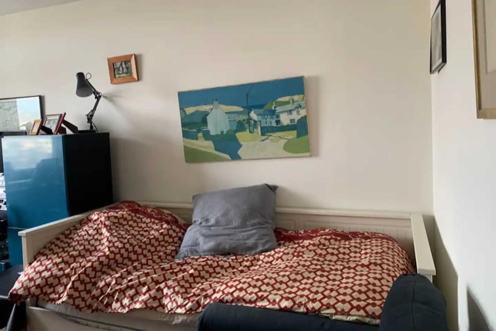 Фото Vibrant 2bd Flat With City Views - Shepherd's Bush