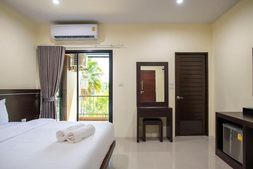 Фото Thip Thip Hotel