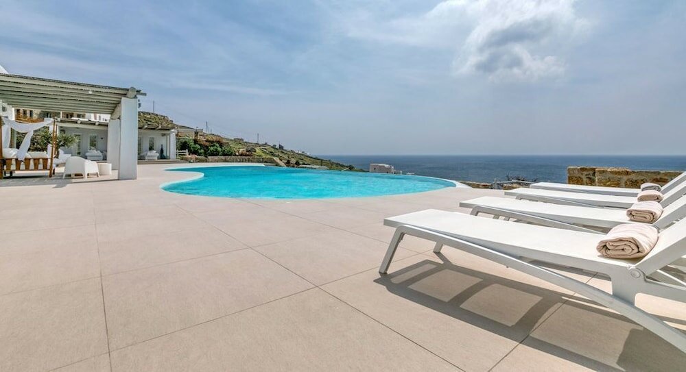 Фото Crystal Villa 6 Bedroom