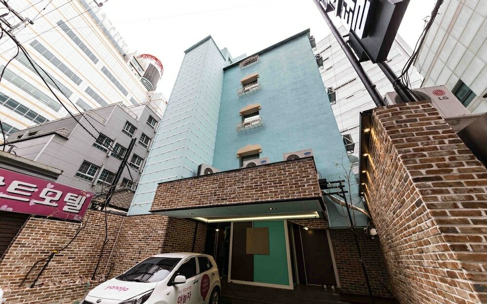 Фото отеля 1