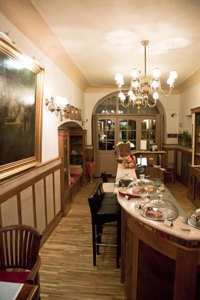 Фото Hotel U Zlateho Jelena