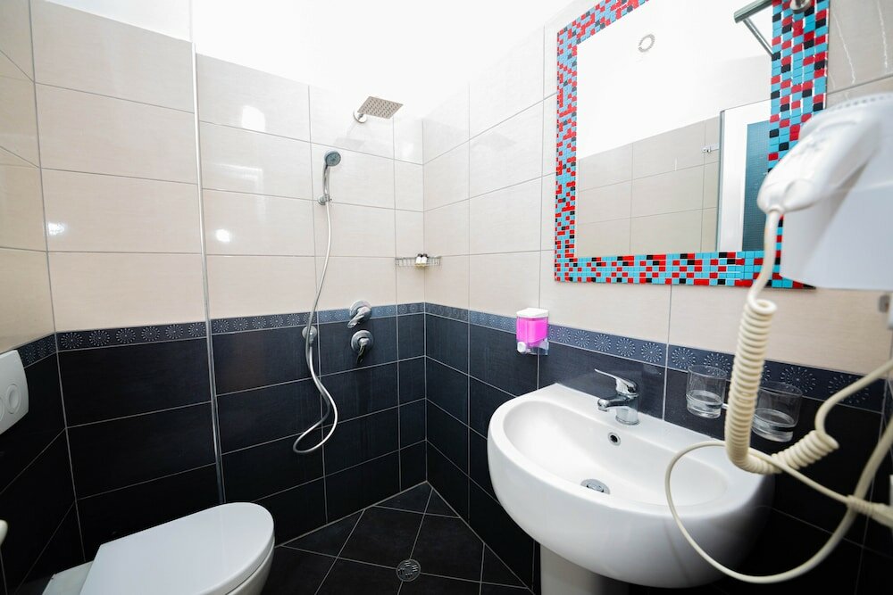 Фото Hotel Vila Misiri