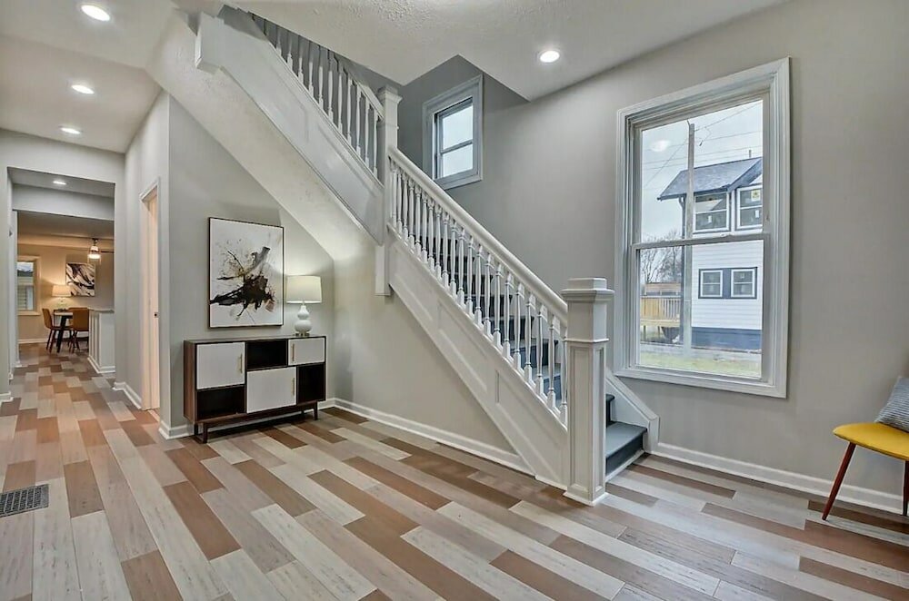 Фото Spacious 6br/3ba House w Parking! Sleeps 20!